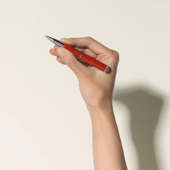 Montblanc Heritage Rouge et Noir ”Baby” Special Edition korallfärgad rollerball