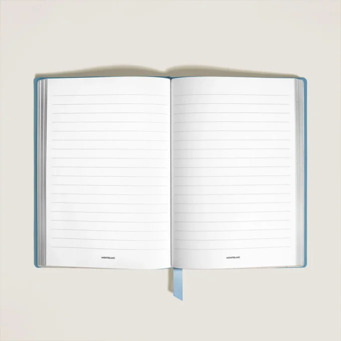 Notebook Medium, Saffiano-läder, ljusblå – linjerade sidor
