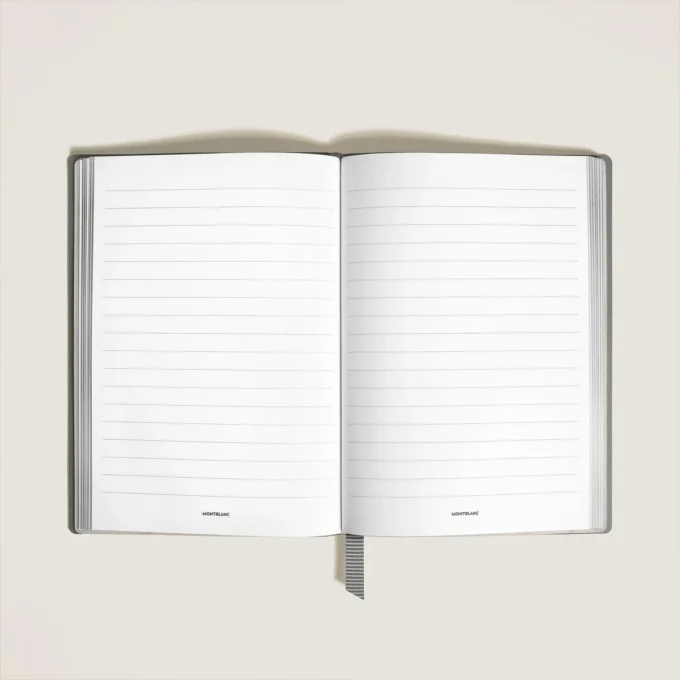 Notebook Medium, Saffiano-läder, Medium Grey – Linjerade sidor