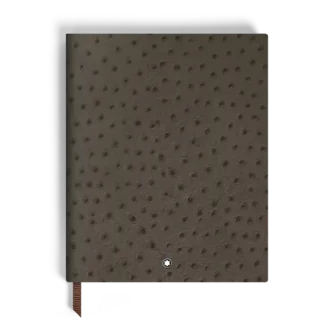 Stor anteckningsbok i strutspräglat läder, linjerade sidor